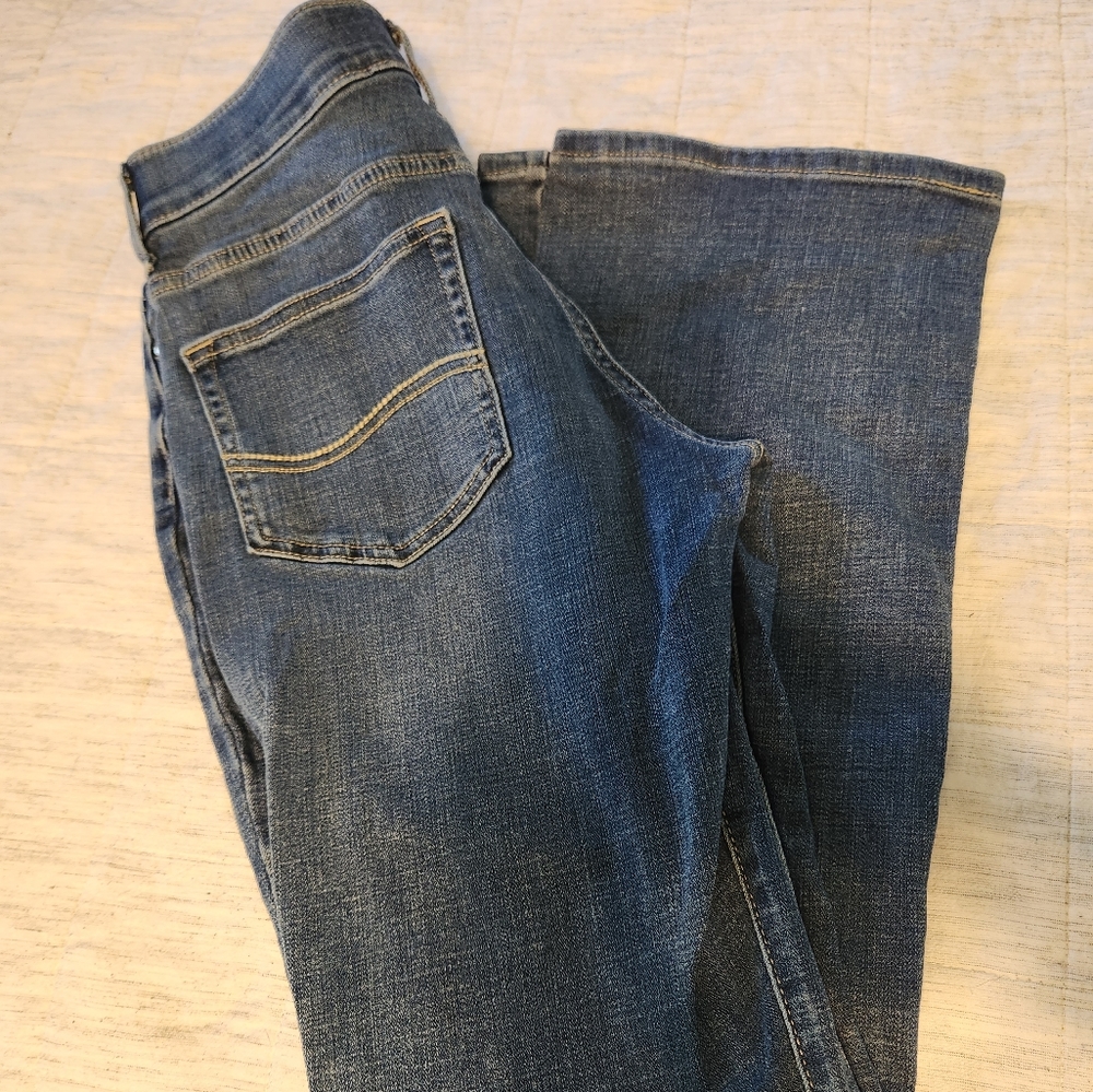 Lee Jean's size 8